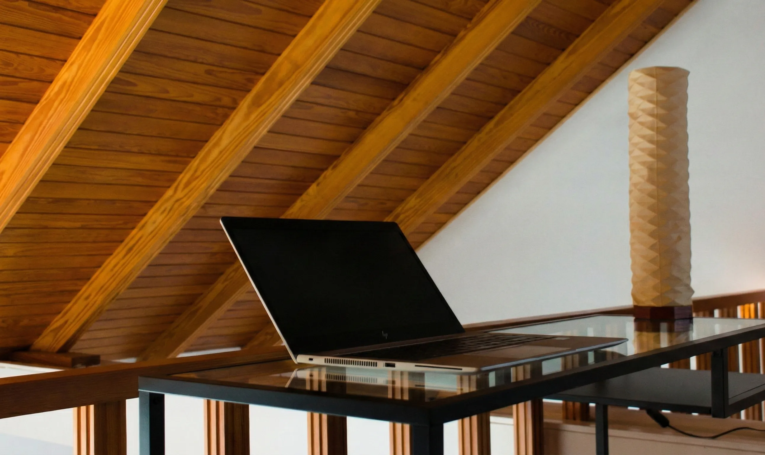 Dormitorio principal con cama doble