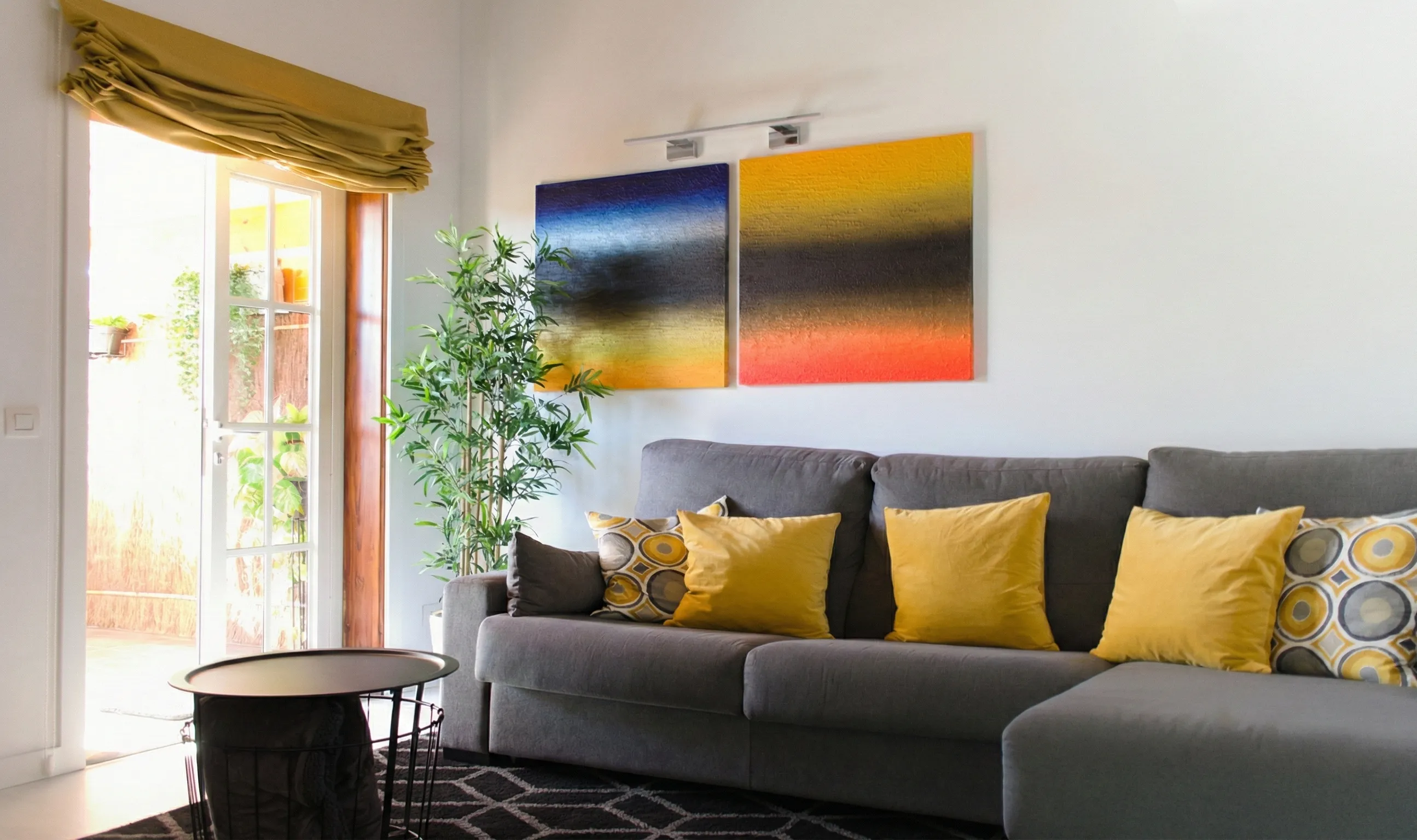 Dormitorio principal con cama doble